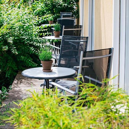 Gasthaus Hotel Ostermeier Attenkirchen Esterno foto