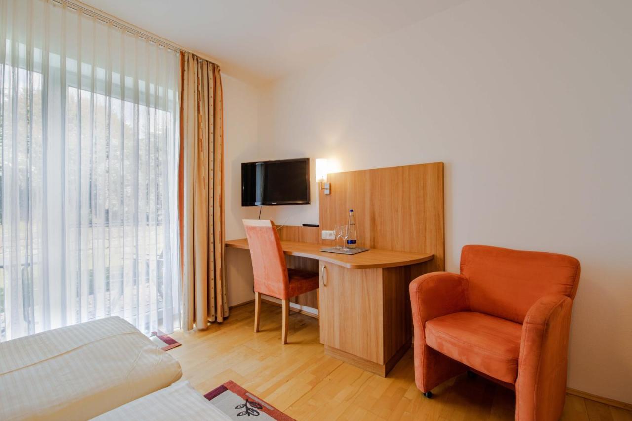 Gasthaus Hotel Ostermeier Attenkirchen Esterno foto